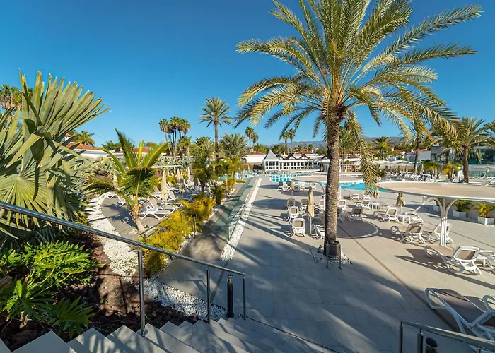 Hotel Livvo Dunagolf 4*