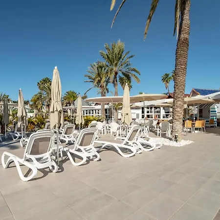 Livvo Dunagolf 酒店 4*