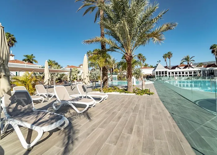 Livvo Dunagolf Отель